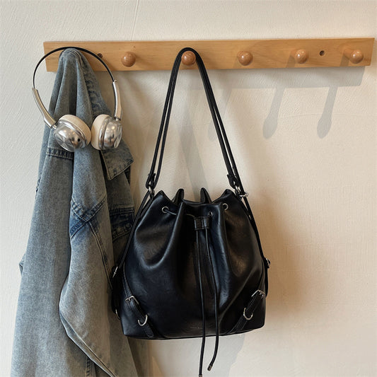 Bolso de Hombro de Cuero con estilo para cualquier atuendo