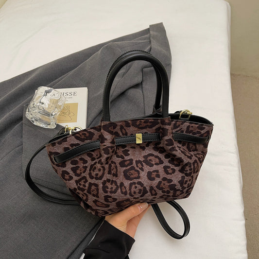 Bolso Cruzado de Cuero artesanal con diseño único