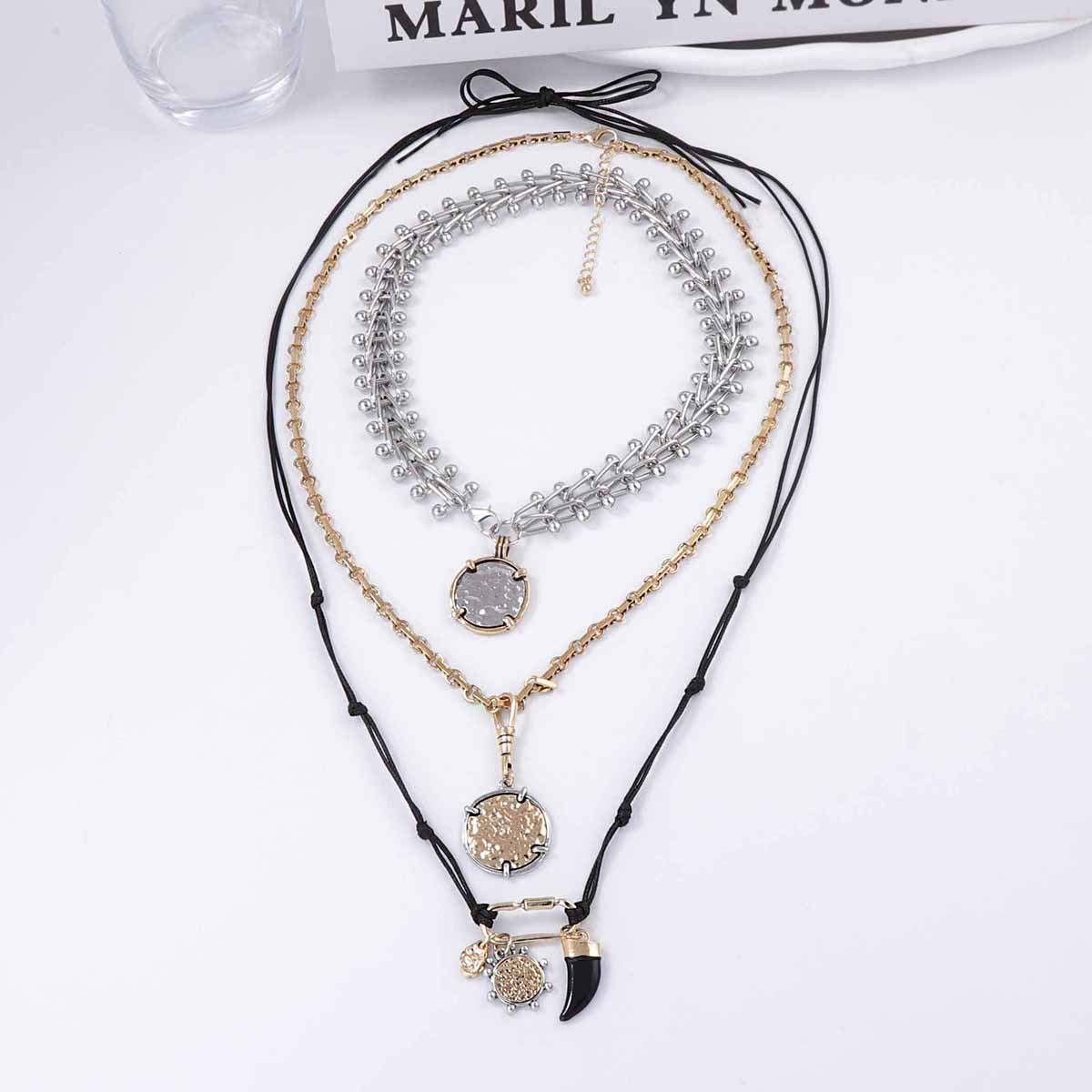 Collar hermoso con estilo único