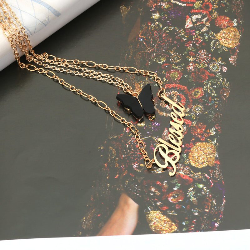 Collar clásico con encanto atemporal